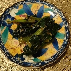 シャキシャキ小松菜の胡麻和え